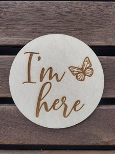 Newborn Announcement / I'm here Disc Double Sided Butterfly Theme