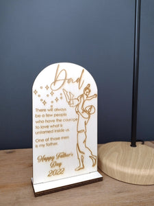 Personalised Dad / Daddy / Fathers Day Plaque with a Stand