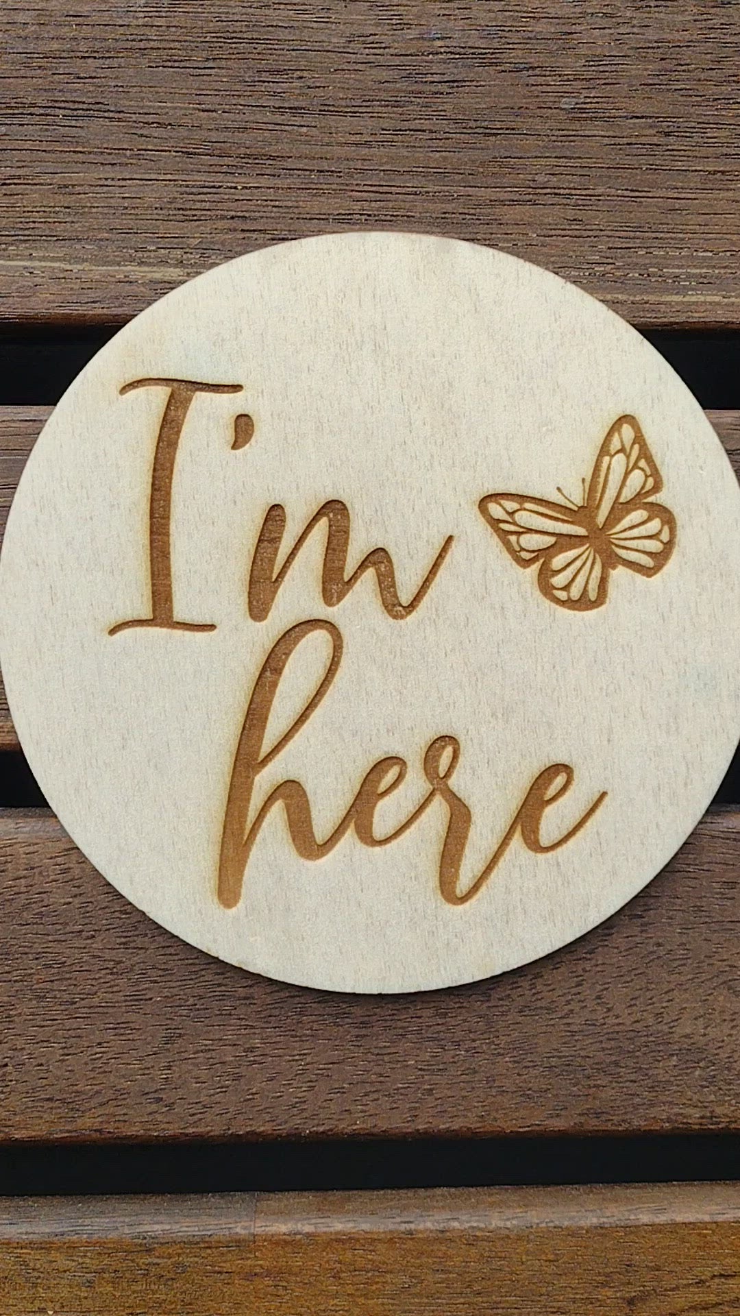 Newborn Announcement / I'm here Disc Double Sided Butterfly Theme